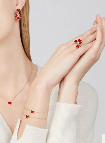 VANCLEEF SWEET HEARTS BRACELET